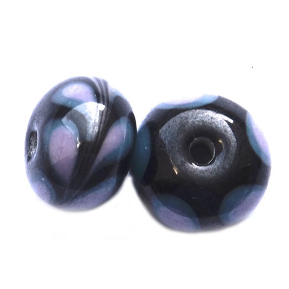 GL6545 Lilac Swirl on Black Beads