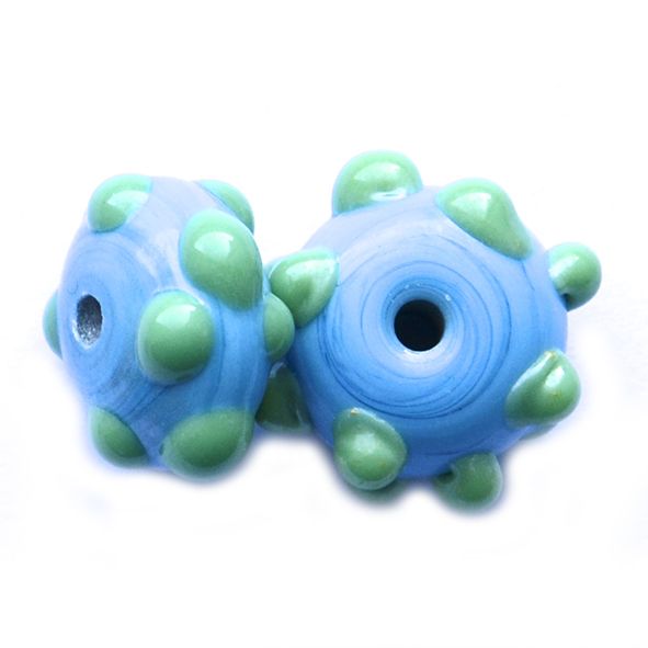 GL6565 Turquoise/Green Dotty Beads