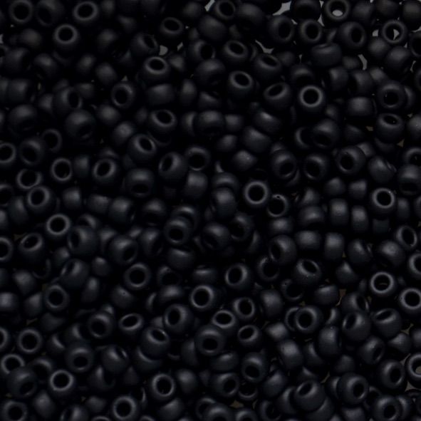 RC8-0401F Matte Black Size 8 Seed Beads
