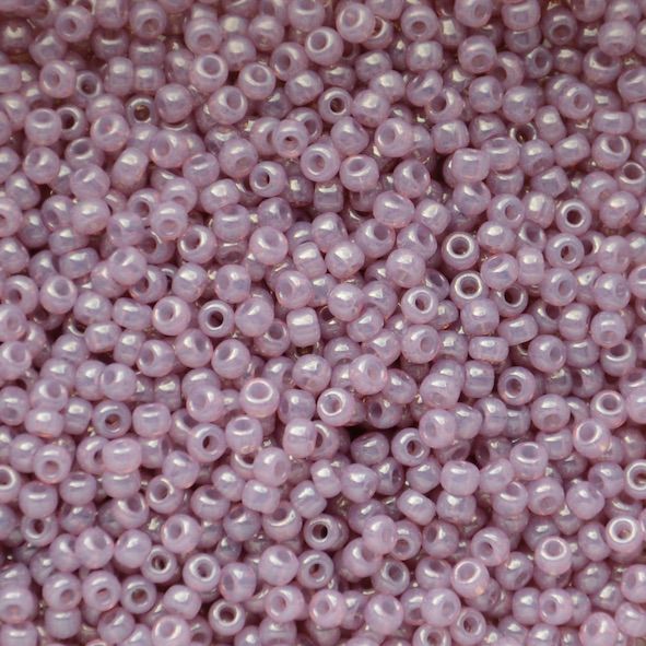 RC8-2373 Translucent Thistle Size 8 Seed Beads