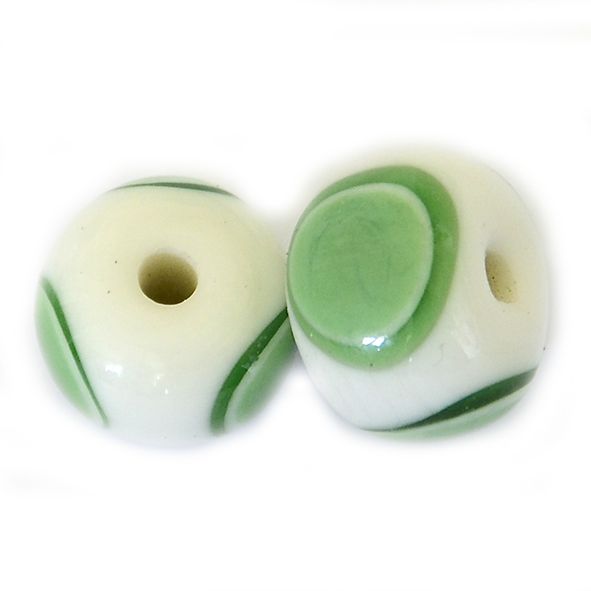 GL6623 Mint Green and White Bead