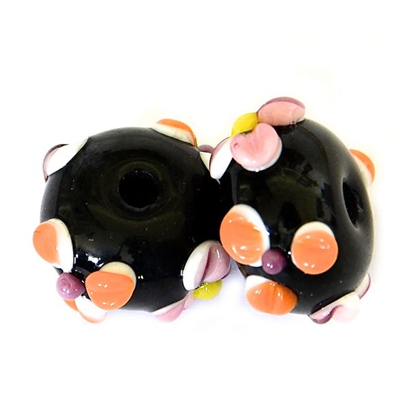 GL6681 Orange and Pink Flowers on Black Bead