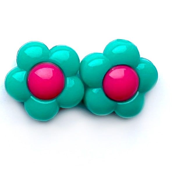 PB201 16mm Green and Pink Acrylic Flower Bead