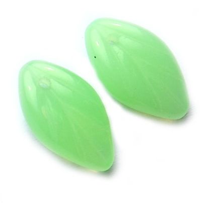 GL1592 Soft Green Top Hole Leaf