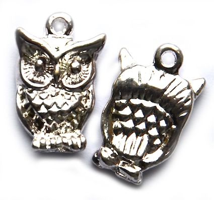 MB886 Owl Charm