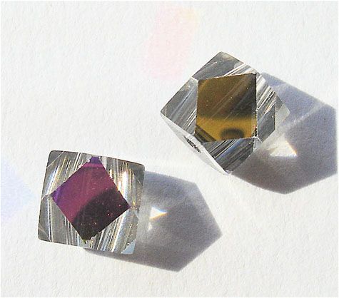 GL2401 7mm Crystal AB Faceted Cube