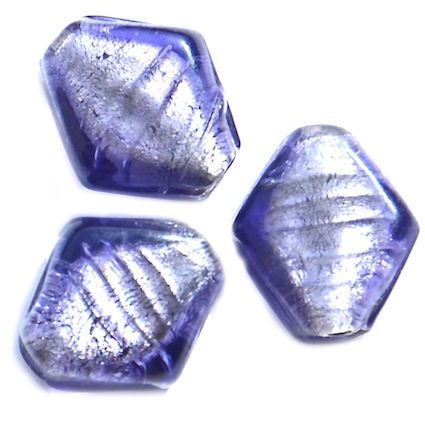 GL2370 Tanzanite SL Diamond Shaped Bead