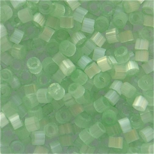 DB0828 Mint Green Silk Satin Delica