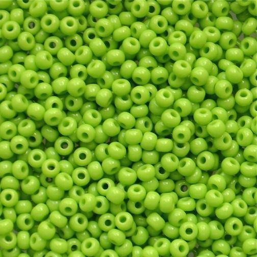 RC653 Op Chalk Pea Green Size 10 Seed Beads