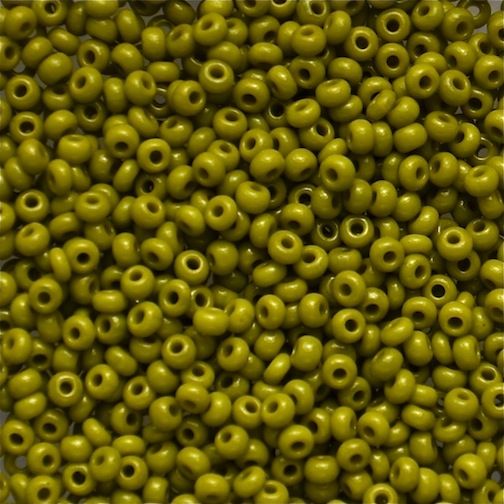 RC652 Op Chalk Olive Green Size 10 Seed Beads
