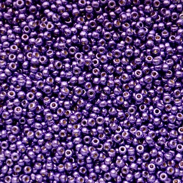RC11-5109 Dur Galv Dk Lilac Size 11 Seed Beads