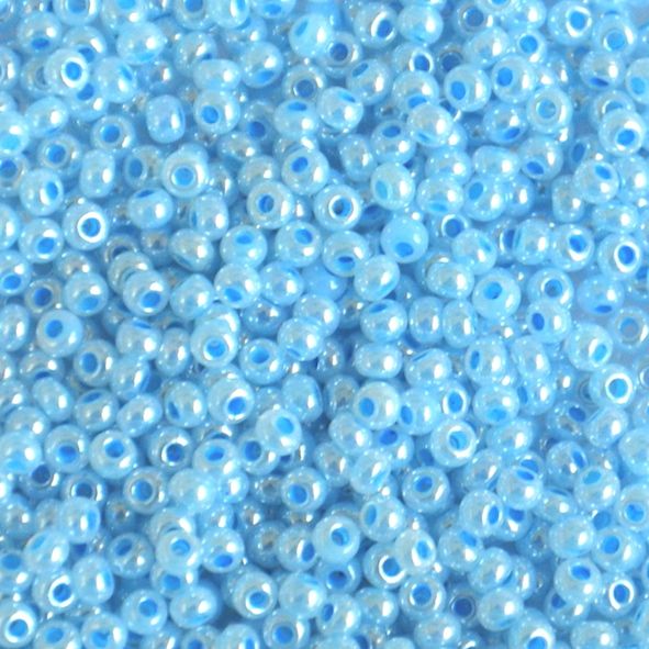 RC419 Ceylon Pale Blue Size 10 Seed Beads