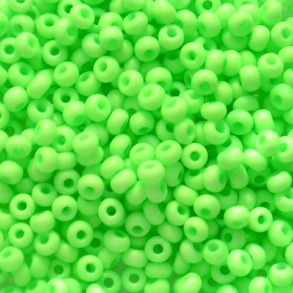 RC680 Opaque Fluorescent Green Size 8 Seed Beads