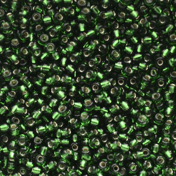 RC8-0016 SL Green Size 8 Seed Beads