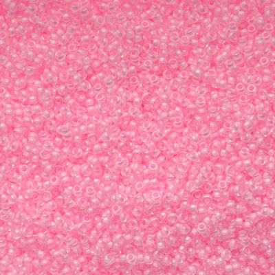 15-0207 Pink Lined Crystal Size 15 Seed Beads