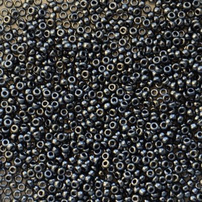15-0451 Gunmetal Size 15 Seed Beads