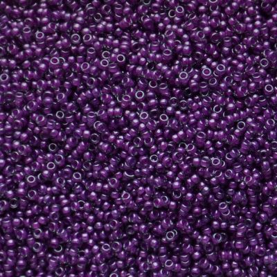 15-2247 Fuchsia Lined Crystal Size 15 Seed Beads