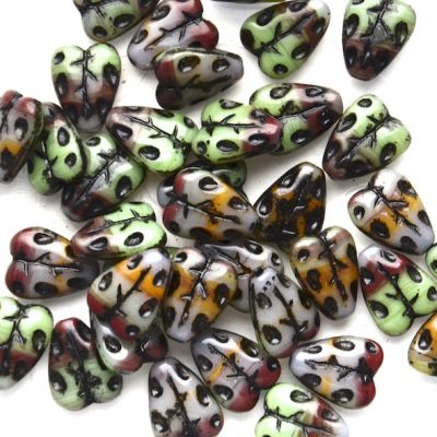 Dip568 12x10mm green and purple marbled heart bead.