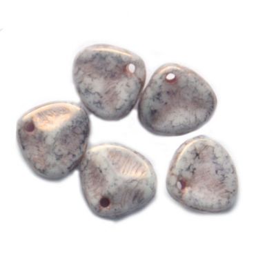GL6032 8mm Lilac Grey Marl Petal