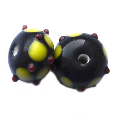 GL6575 Black and Yellow Beads with Red Dot