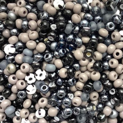 MX506 Portland Stone Size 6 Seed Bead Mix