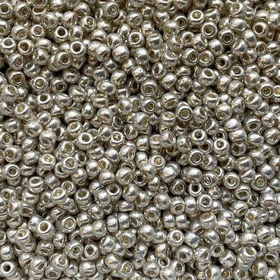RC088 Met Bright Silver size 8 Seed Beads