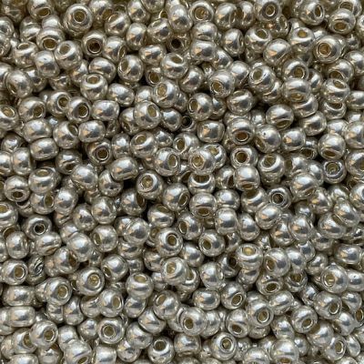 RC089 Met Bright Silver size 6 Seed Beads