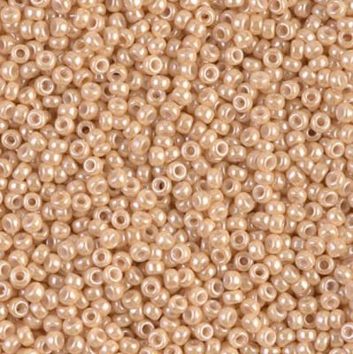 RC11-0593 Lt Caramel Ceylon Size 11 Seed Beads