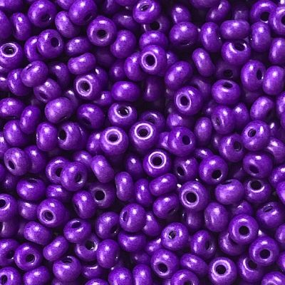 RC344 Terra Matt Purple size 6 seed beads
