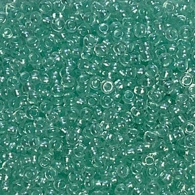 RC544 Teal Pearl Pastel Lining size 8 seed beads