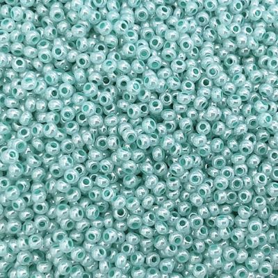 RC546 Ceylon Pale Teal Size 10 Seed Beads