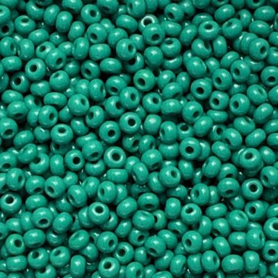 RC687 Chalk Spruce Green Size 10 Seed Beads