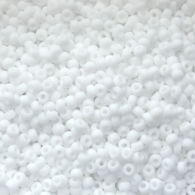 RC8-0402F Frost White Size 8 Seed Beads
