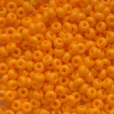 RC105 Chalk Orange Size 8 Seed Beads