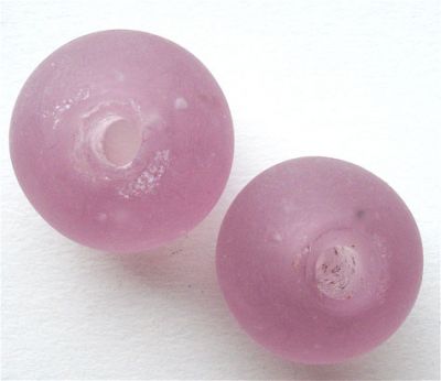 GL1336 18mm Lilac Frost Round