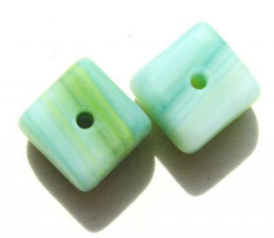 GL0766 7x6mm Lime Marl Rounded Cube