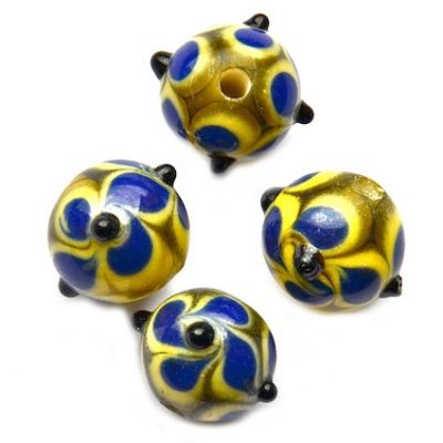 GL2068 12mm Sapphire Flower patterned round