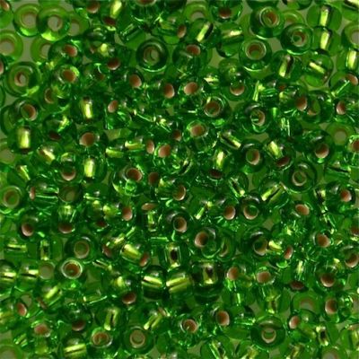RC649 SL Lime Size 8 Seed Beads