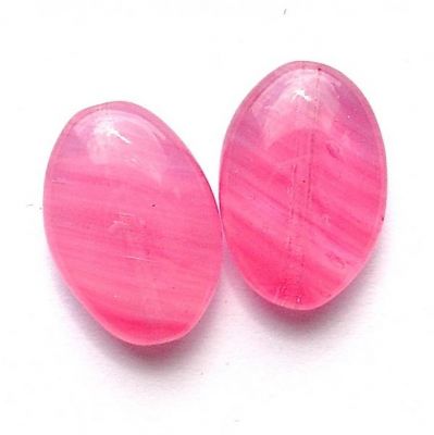 GL1393 12x16mm Soft Rose Pink Marl cushioned oval