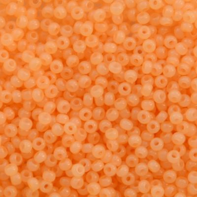 RC1108 Alabaster Marigold Size 10 Seed Beads