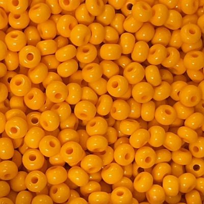 RC1125 Chalk Marigold Size 6 Seed Beads