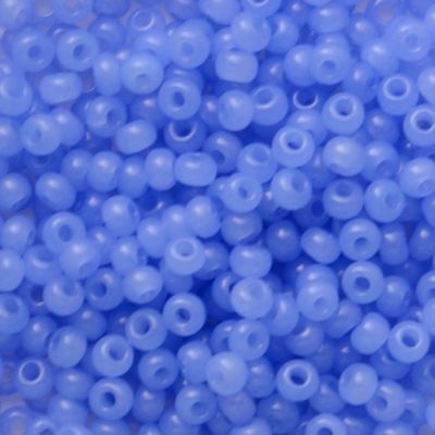 RC485 Alabaster Periwinkle Size 8 Seed Beads