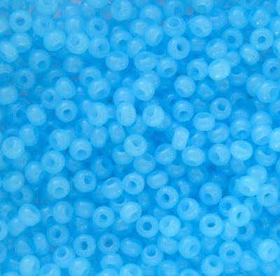 RC515 Alabaster Turquoise Size 10 Seed Beads