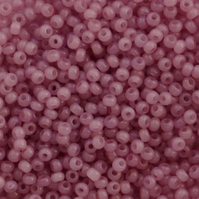RC878 Alabaster Old Rose Size 10 Seed Beads